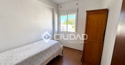 Dúplex en Capuchinos con terraza en residencial con piscina y jardín
