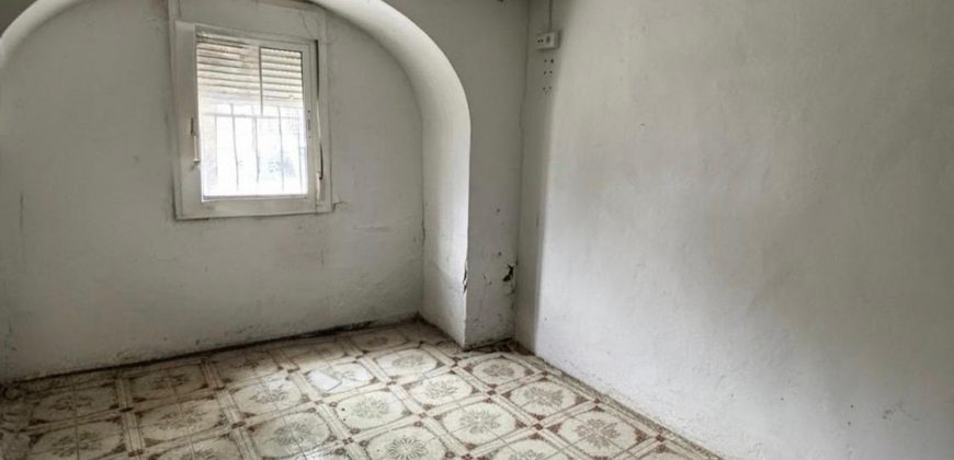 !VIVIENDA EN VENTA EN PARADAS !