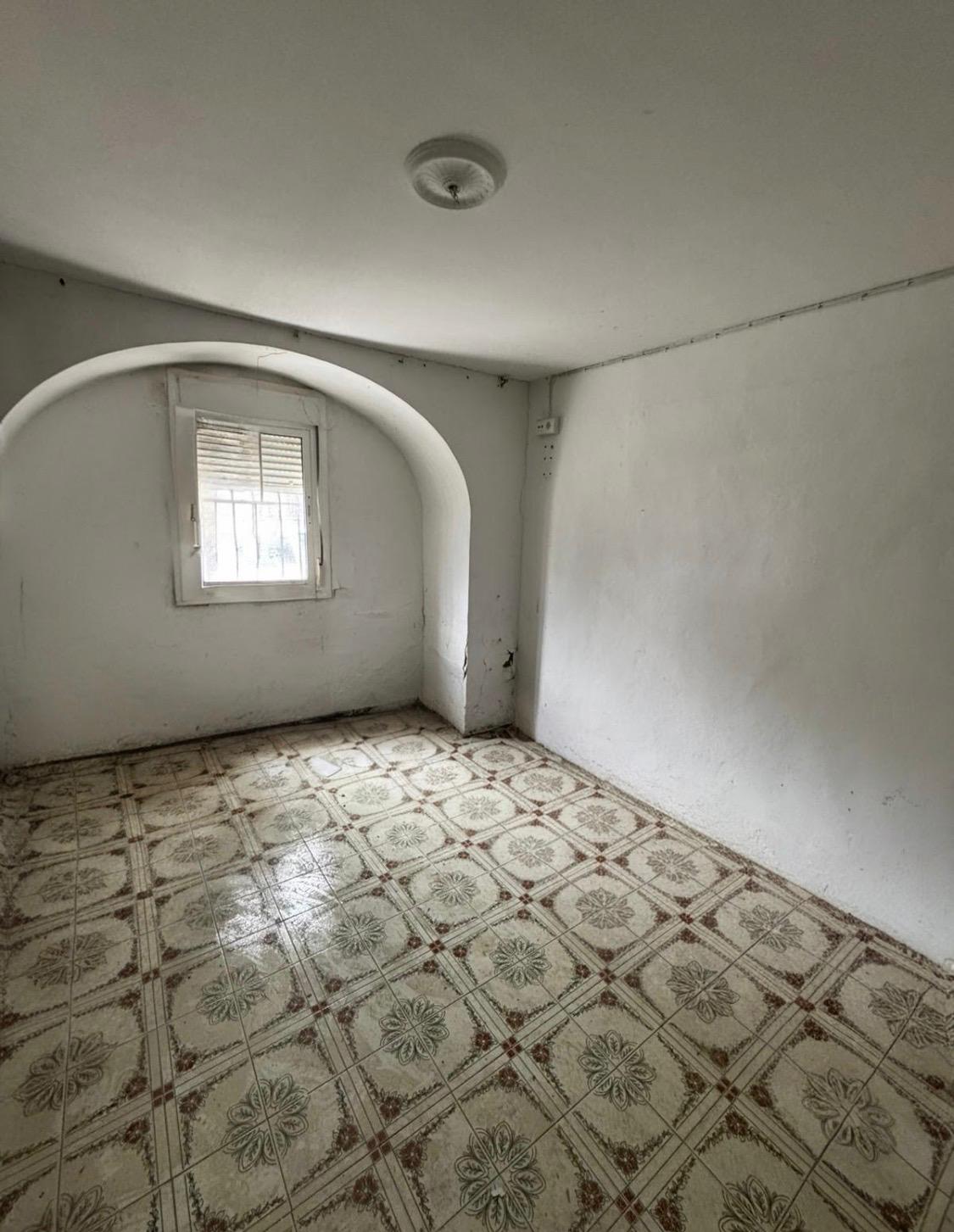 !VIVIENDA EN VENTA EN PARADAS !