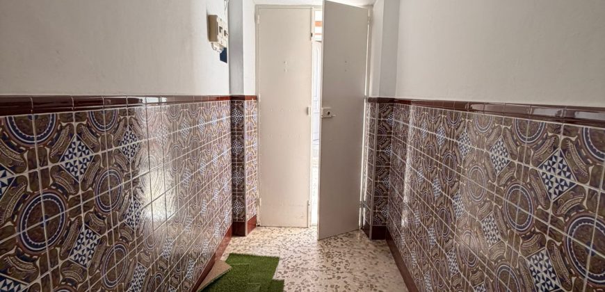 ¡VIVIENDA EN VENTA C/DOCTOR GAMERO!