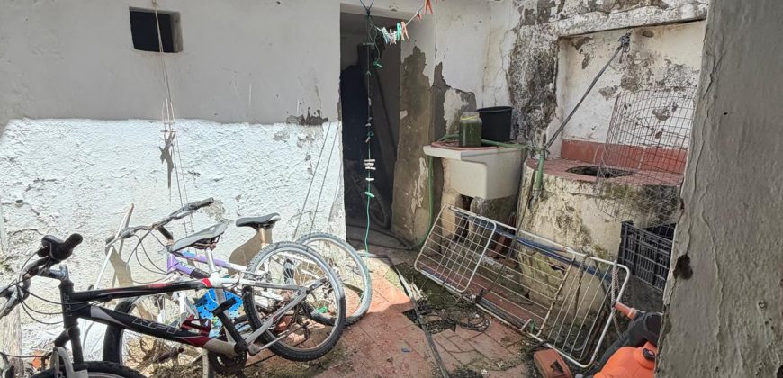 VIVIENDA PARA DERRIBAR