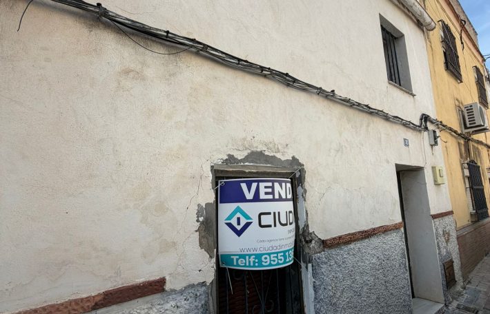 VIVIENDA PARA DERRIBAR