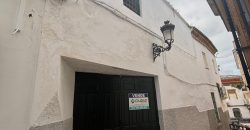 MAGNÍFICA COCHERA CON POSIBILIDAD DE HACER LA VIVIENDA DE TUS SUEÑOS