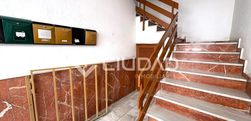Amplio piso a reformar en C/ San Agustín