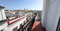 Amplio piso a reformar en C/ San Agustín