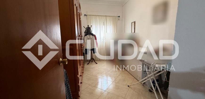 Casa con gran amplitud – Zona del Castillo