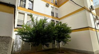 PISO DE TRES HABITACIONES