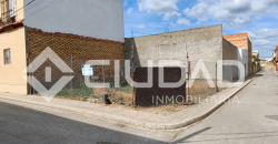 Solar urbano en esquina – Zona Feria Antigua