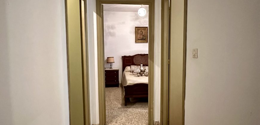 PISO DE TRES HABITACIONES