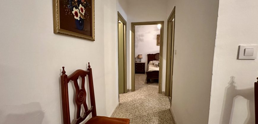 PISO DE TRES HABITACIONES