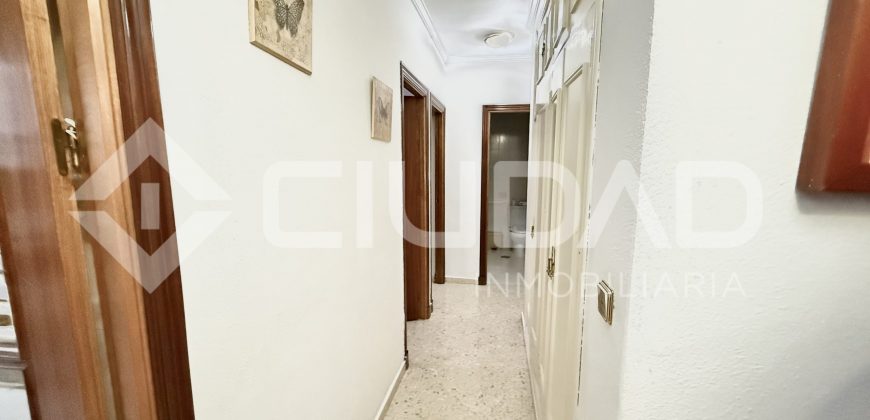 Piso en venta en zona Alameda, Lebrija