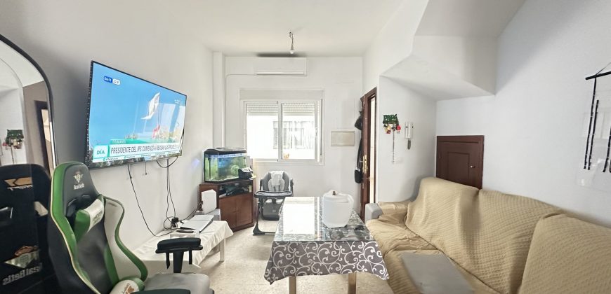PISO DUPLEX DE 3 HABITACIONES