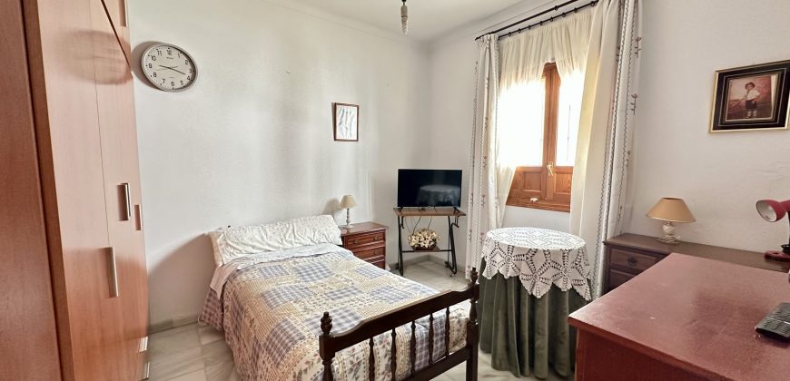 CASA DE DOS PLANTAS EN MARCHENA