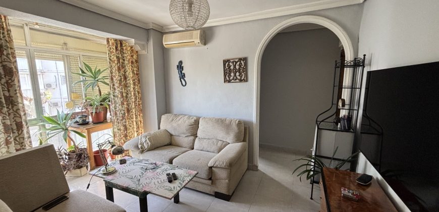 Se vende fantástico piso en la barriada Guadalajara, una oportunidad ideal tanto para vivir como para invertir.