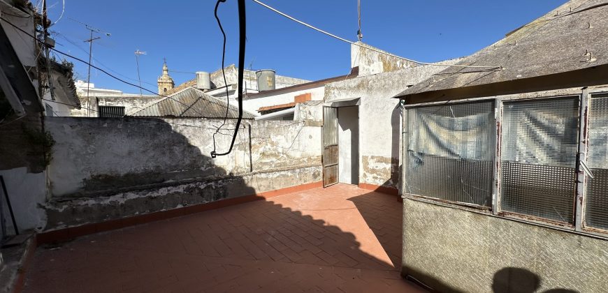 CASA DE DOS PLANTAS EN SAN MIGUEL