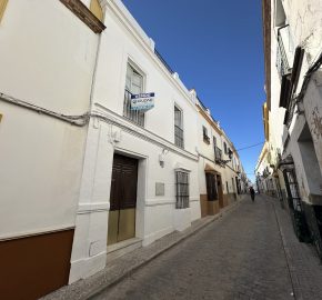 CASA DE DOS PLANTAS EN SAN MIGUEL