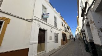 CASA DE DOS PLANTAS EN SAN MIGUEL