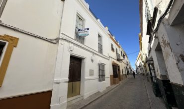 CASA DE DOS PLANTAS EN SAN MIGUEL