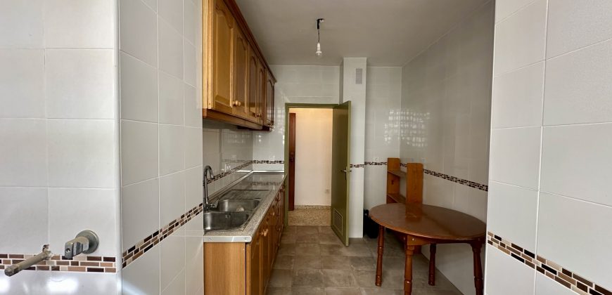 PISO DE TRES HABITACIONES
