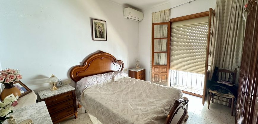 CASA DE DOS PLANTAS EN MARCHENA