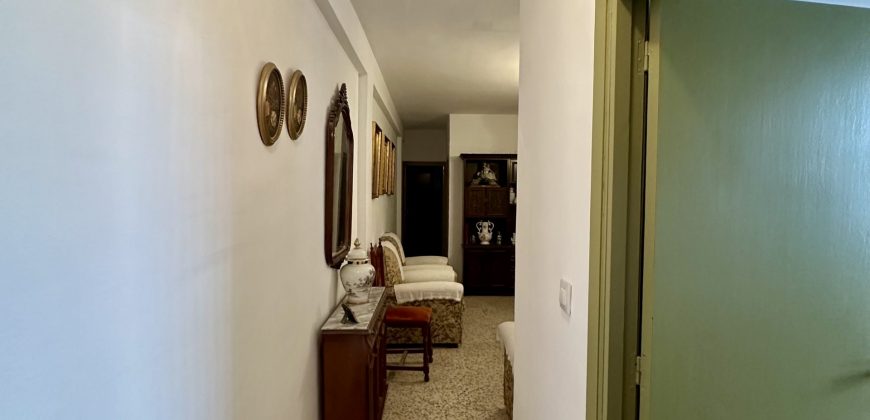PISO DE TRES HABITACIONES