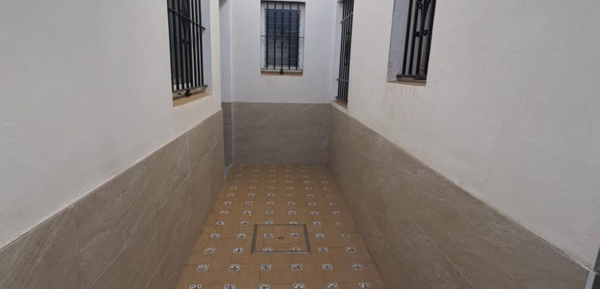 CHALET CON PISCINA COMUNITARIA EN URBANIZACIÓN EL HIGUERAL