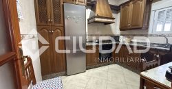 Casa con gran amplitud – Zona del Castillo
