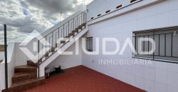 Casa con gran amplitud – Zona del Castillo