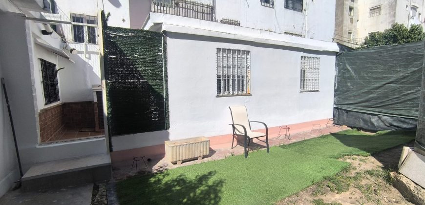 Bajo reformado integralmente con patio privativo y gran luminosidad