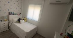 Exclusiva vivienda en Urbanización Privada con Piscina. Calle Romero Ressendi!