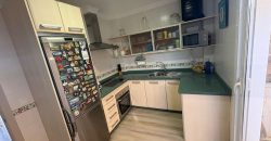 Exclusiva vivienda en Urbanización Privada con Piscina. Calle Romero Ressendi!