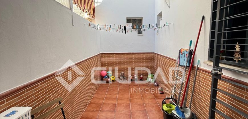 DÚPLEX EN ZONA AVENIDA DE ROTA- CHIPIONA
