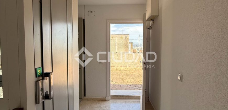 PISO ZONA CENTRO- CHIPIONA