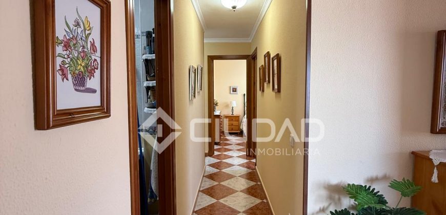 PISO ZONA CENTRO- CHIPIONA