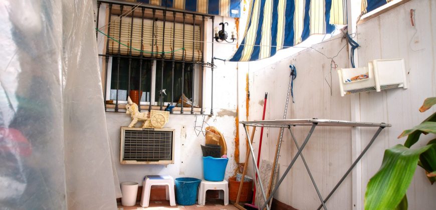 Magnífica casa de tres plantas en pleno corazón de Camas