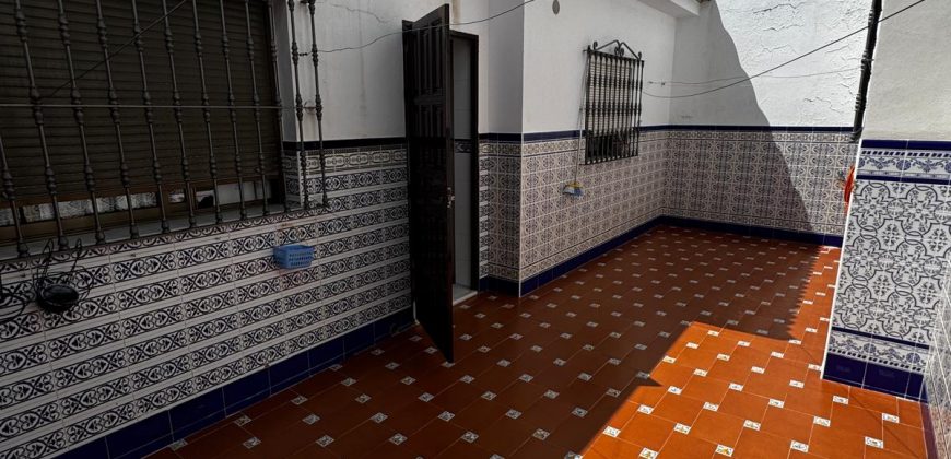 FABULOSA CASA SEÑORIAL EN CALLE CHILE! ZONA ALAMEDA.