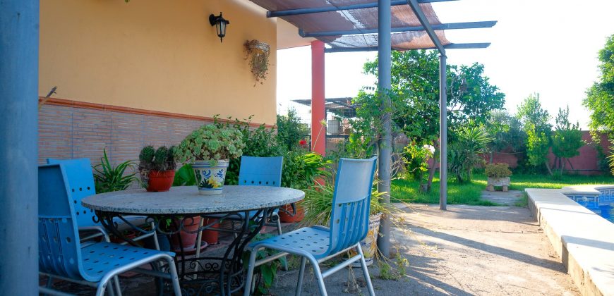 Chalet independiente en Pilas