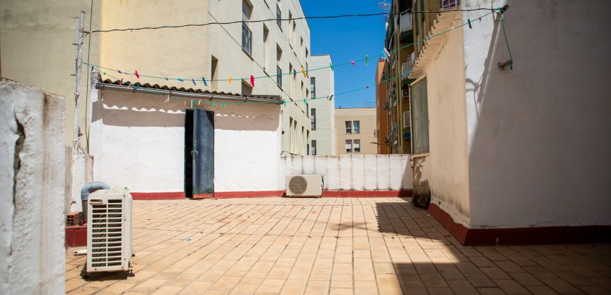 Casa con terraza propia en Camas