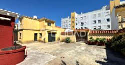 Chalet en 3ª línea de playa en La Calzada – Av. Las Piletas