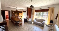 Chalet en 3ª línea de playa en La Calzada – Av. Las Piletas