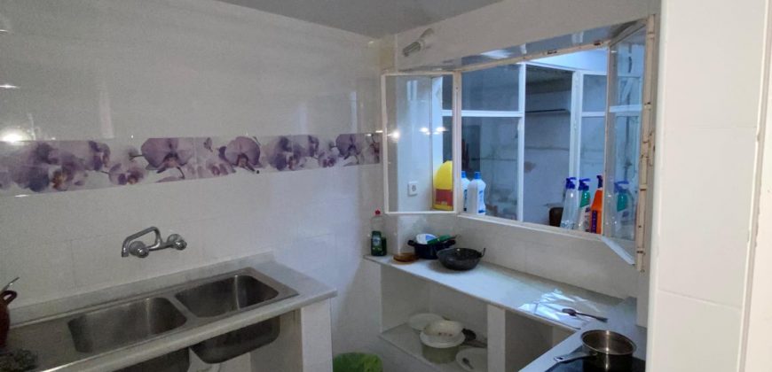 Amplia Casa en Venta para Reformar – Oportunidad Única. Zona Centro de Morón de la Frontera!