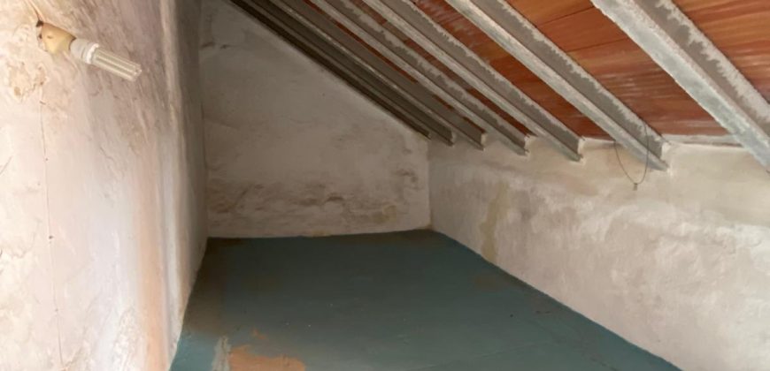 Amplia Casa en Venta para Reformar – Oportunidad Única. Zona Centro de Morón de la Frontera!
