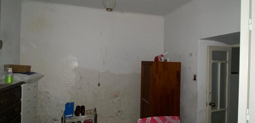 Amplia Casa en Venta para Reformar – Oportunidad Única. Zona Centro de Morón de la Frontera!