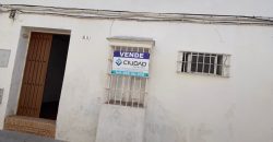 Amplia Casa en Venta para Reformar – Oportunidad Única. Zona Centro de Morón de la Frontera!