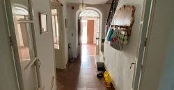 Amplia Casa en Venta para Reformar – Oportunidad Única. Zona Centro de Morón de la Frontera!