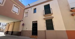 ESPECTACULAR VIVIENDA EN BARRIO LA GUITA