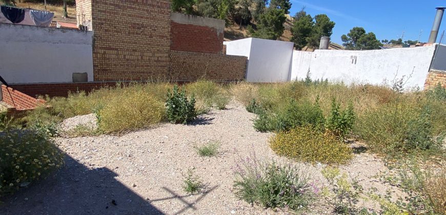 Oportunidad Única: Solar de 575 m² en Calle Los Remedios, Zona San Francisco, Morón de la Frontera!