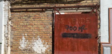 Oportunidad Única: Solar de 575 m² en Calle Los Remedios, Zona San Francisco, Morón de la Frontera!