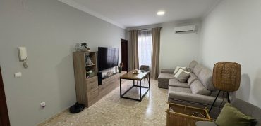 Acogedor Piso con Azotea Privada en zona El Barrio.- Calle Cañuelos!