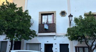 Acogedor Piso con Azotea Privada en zona El Barrio.- Calle Cañuelos!